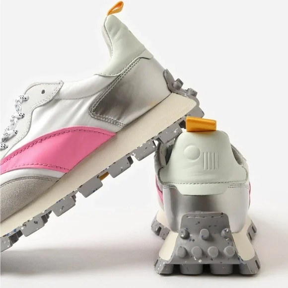 Oncept Osaka Sneakers - Picture 5 of 5